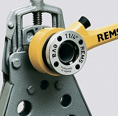 Эксплуатация ручных резьбонарезных клуппов Rems Eva Set M 20-25-32-40 (×1,5)