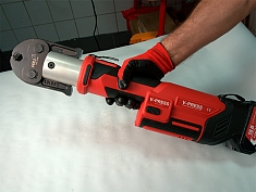 Использование пресс-клещей Voll M 15 Использование пресс-клещей Voll M 15